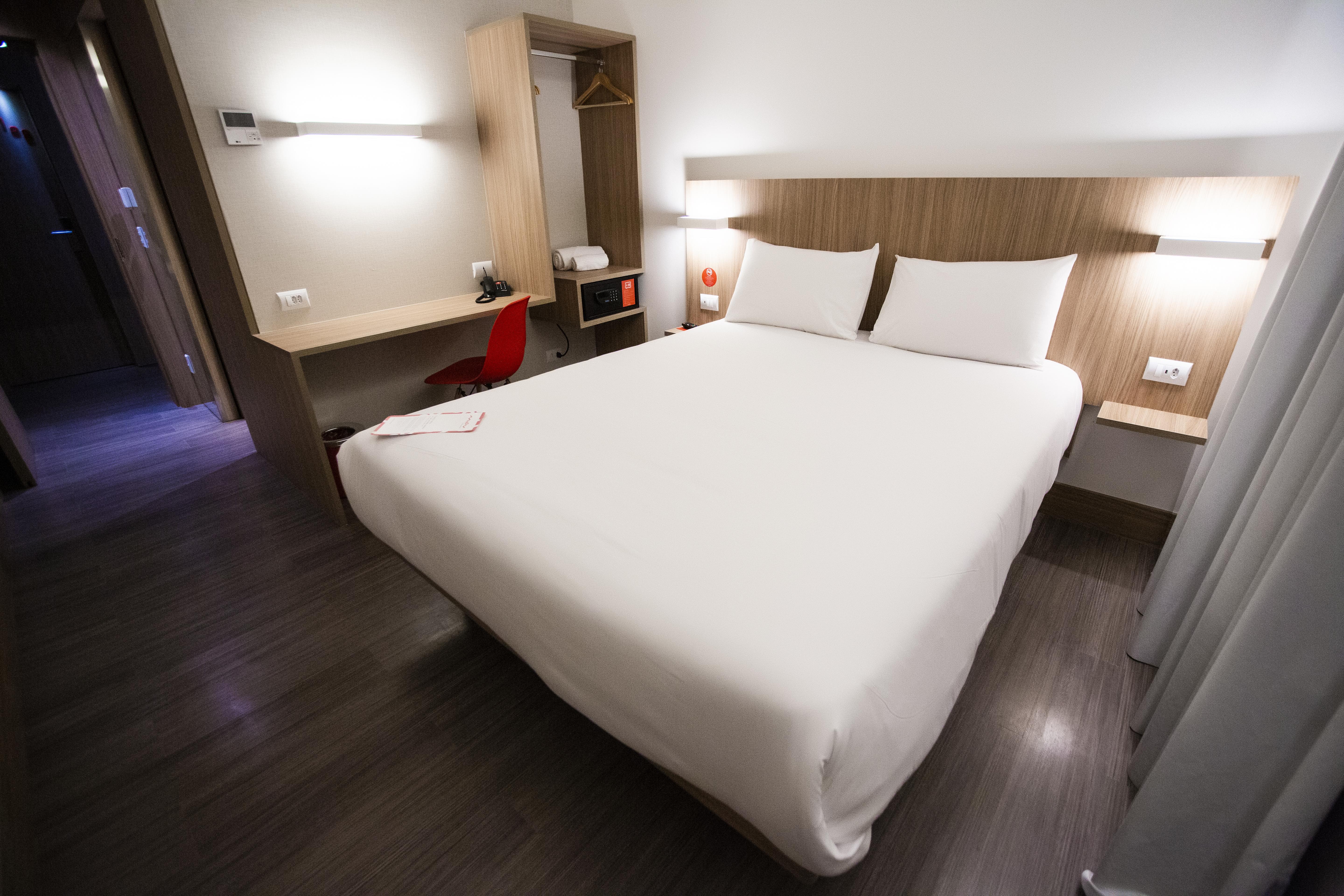 Hotel Moov Curitiba Bagian luar foto